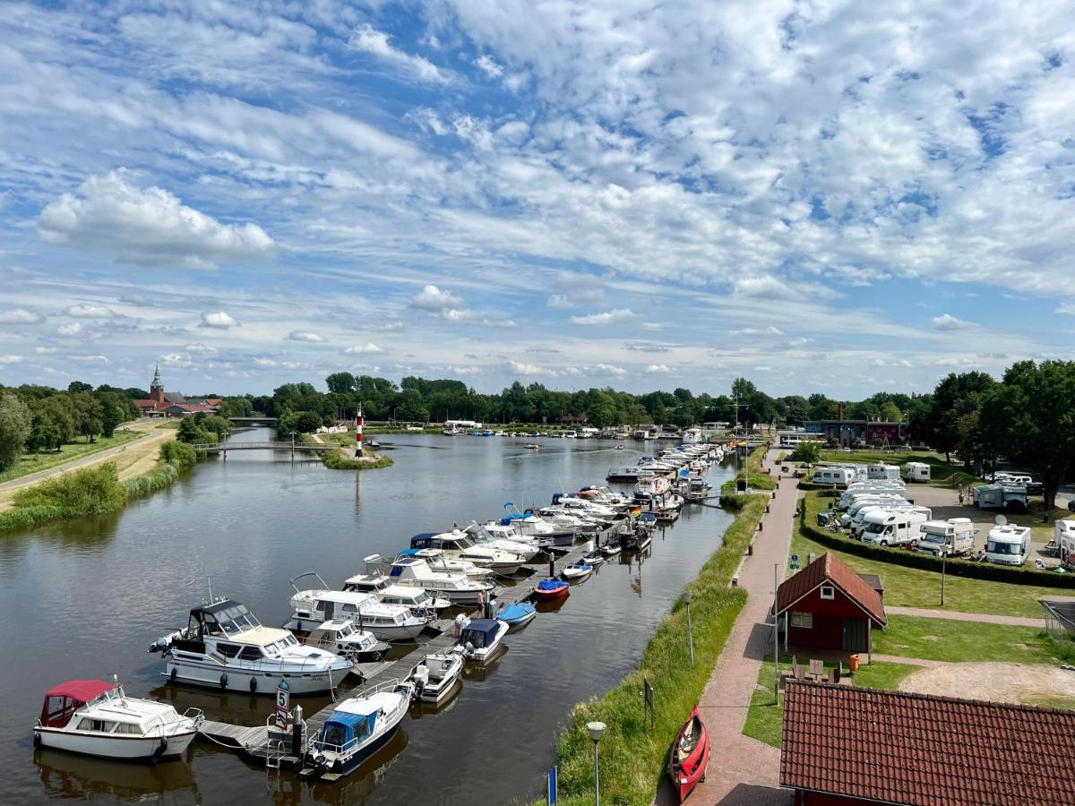Schoenes Ferienhaus Mit Sauna Am Harkebruegger See In Der Naehe Von Oldenburg Barssel  Eksteriør billede