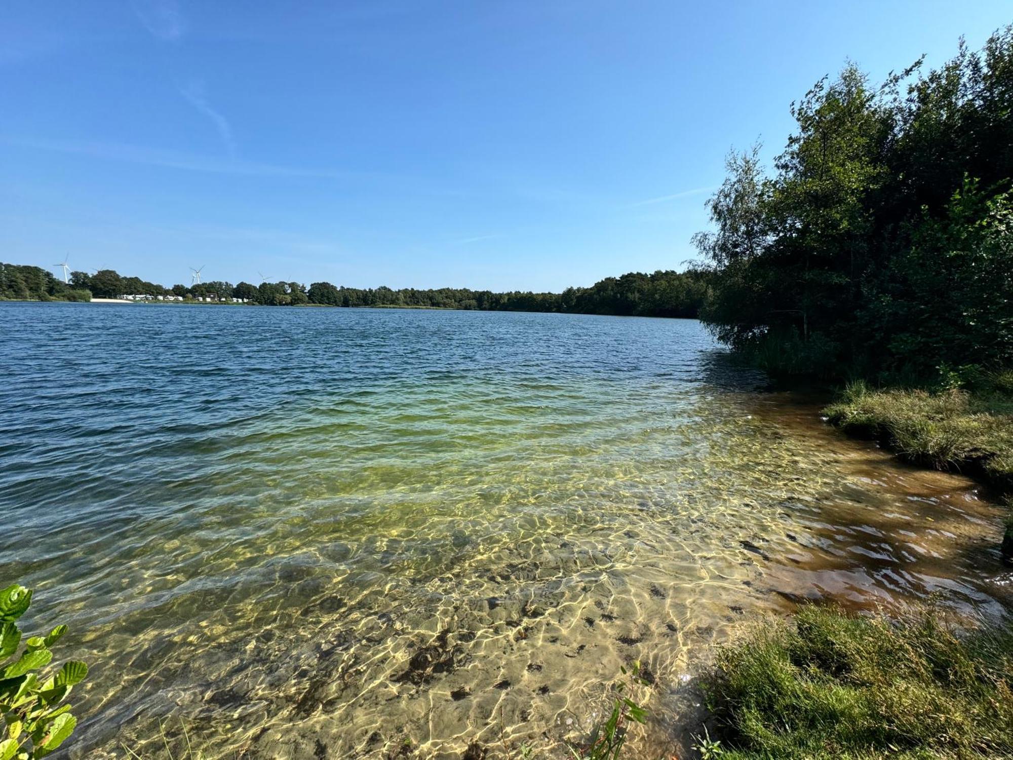 Schoenes Ferienhaus Mit Sauna Am Harkebruegger See In Der Naehe Von Oldenburg Barssel  Eksteriør billede